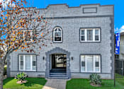Thumbnail 17 of 19 - Beautiful Exterior View at Hobart Apartments, Los Angeles, California