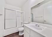 Thumbnail 52 of 70 - Bathroom