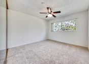 Thumbnail 53 of 70 - Bedroom ; Carpet