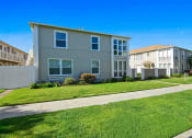 Thumbnail 9 of 11 - Building Entrance