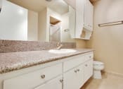 Thumbnail 19 of 23 - Interiors-Image8