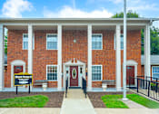 Thumbnail 16 of 17 - Apartment leasing office at Mount Vernon.