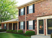 Thumbnail 6 of 18 - Exterior Townhome Building at Briarwood Lafayette