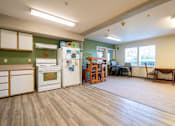 Thumbnail 13 of 40 - DiscoveryView_Photo_CommunityArea