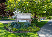 Thumbnail 38 of 40 - DiscoverView_Photo_MonumentSign