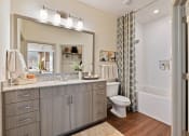 Thumbnail 18 of 39 - Beautiful bathroom