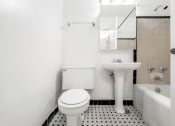 Thumbnail 20 of 27 - Clarendon Shores Bathroom