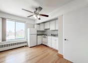 Thumbnail 16 of 27 - Clarendon Shores Kitchen