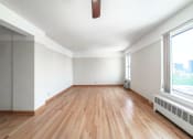 Thumbnail 18 of 27 - Clarendon Shores Living Room