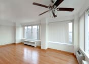 Thumbnail 23 of 27 - Clarendon Shores Living Room