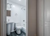 Thumbnail 17 of 37 - Grace Shores - Bathroom Photo