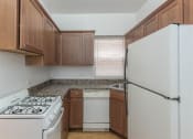 Thumbnail 11 of 22 - Ravenswood Chicago Apartment Kitchen