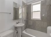 Thumbnail 17 of 22 - Ravenswood Chicago Apartment