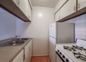 Thumbnail 26 of 37 - Grace Shores - Kitchen