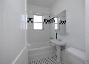 Thumbnail 19 of 24 - Green Manor - Bathroom