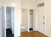 Thumbnail 14 of 29 - North Flats Entryway