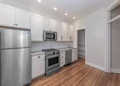 Thumbnail 23 of 38 - The Pelham - Kitchen