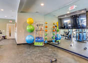 Thumbnail 21 of 57 - fitness room