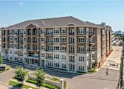 Thumbnail 26 of 42 - Tuscany Walk luxury apartments near downtown Houston