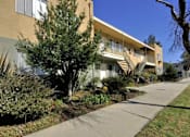 Thumbnail 18 of 18 - Atrium Court exterior building sidewalk