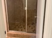 Thumbnail 23 of 24 - Seaview Apartments shower