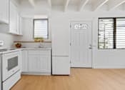 Thumbnail 2 of 19 - Kahakai Apartments Unit 20 kitchen appliances