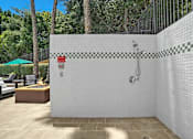 Thumbnail 8 of 53 - Legado Encino Poolside Rinse Station