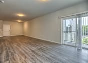 Thumbnail 18 of 22