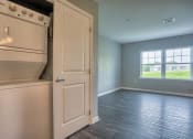 Thumbnail 25 of 29 - Apartments with a washer and dryer| Apartments in Mechanicsburg PA | Oakwood Hills Apartments