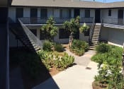 Thumbnail 5 of 37 - Picnic, courtyard at Crenshaw Manor