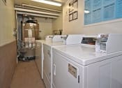 Thumbnail 18 of 18 - Laundry Facilities