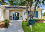 Thumbnail 3 of 20 - Clubhouse Exterior at Arbor Park Apartments, Jackson, 39209