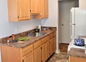 Thumbnail 3 of 18 - Image of a Classic Two Bedroom Apt Kitchen | Key Blvd Apartments | Affordable Arlington VA Apartments