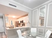 Thumbnail 22 of 40 - Dinning room