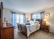 Thumbnail 41 of 46 - Bedroom