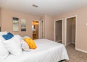 Thumbnail 11 of 30 - Cozy Bedroom