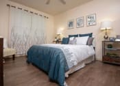 Thumbnail 20 of 49 - guest bedroom with blue comforter