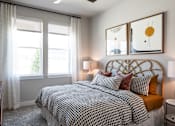 Thumbnail 13 of 30 - guest bedroom for apartment