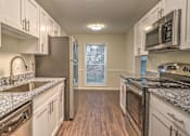 Thumbnail 2 of 27 - Fully Equipped Kitchen at Rosemont Vinings Ridge, Georgia