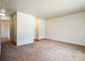 Thumbnail 11 of 20 - Vacant Living Area at Lake Washington Apartments, Washington, 98118