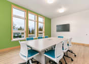 Thumbnail 13 of 29 - Conference room at Bridge Meadows Redmond Apartments, Redmond, 97756