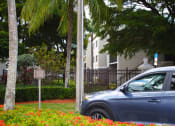 Thumbnail 18 of 18 - Exterior and parking at Siesta Pointe, Florida