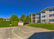 Thumbnail 6 of 12 - Basketball Court at SILVER CREEK, Pasco, WA, 99301