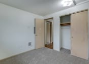 Thumbnail 12 of 18 - bedroom with closet