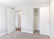 Thumbnail 17 of 31 - a bedroom with white walls and carpet at Township Eastside, Portland, 97236