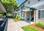 Thumbnail 21 of 37 - Courtyard View at Vancouver Mall Apartments, Washington, 98662?