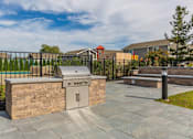 Thumbnail 15 of 28 - BBQ/Picnic Area