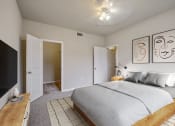 Thumbnail 9 of 24 - bedroom