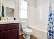 Thumbnail 8 of 14 - bathroom with window