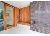 Thumbnail 52 of 54 - Entryway seating area